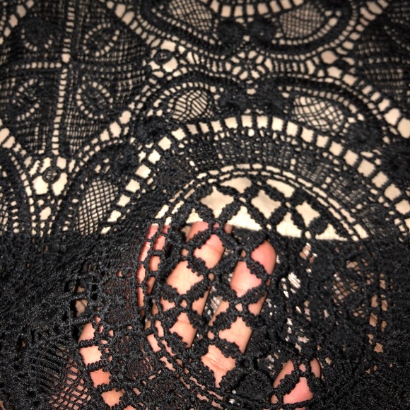 Lace top - Picture 4 of 4
